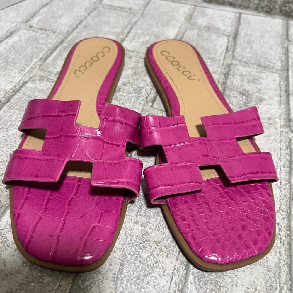 ccocci pink flats size 8.5 designer look